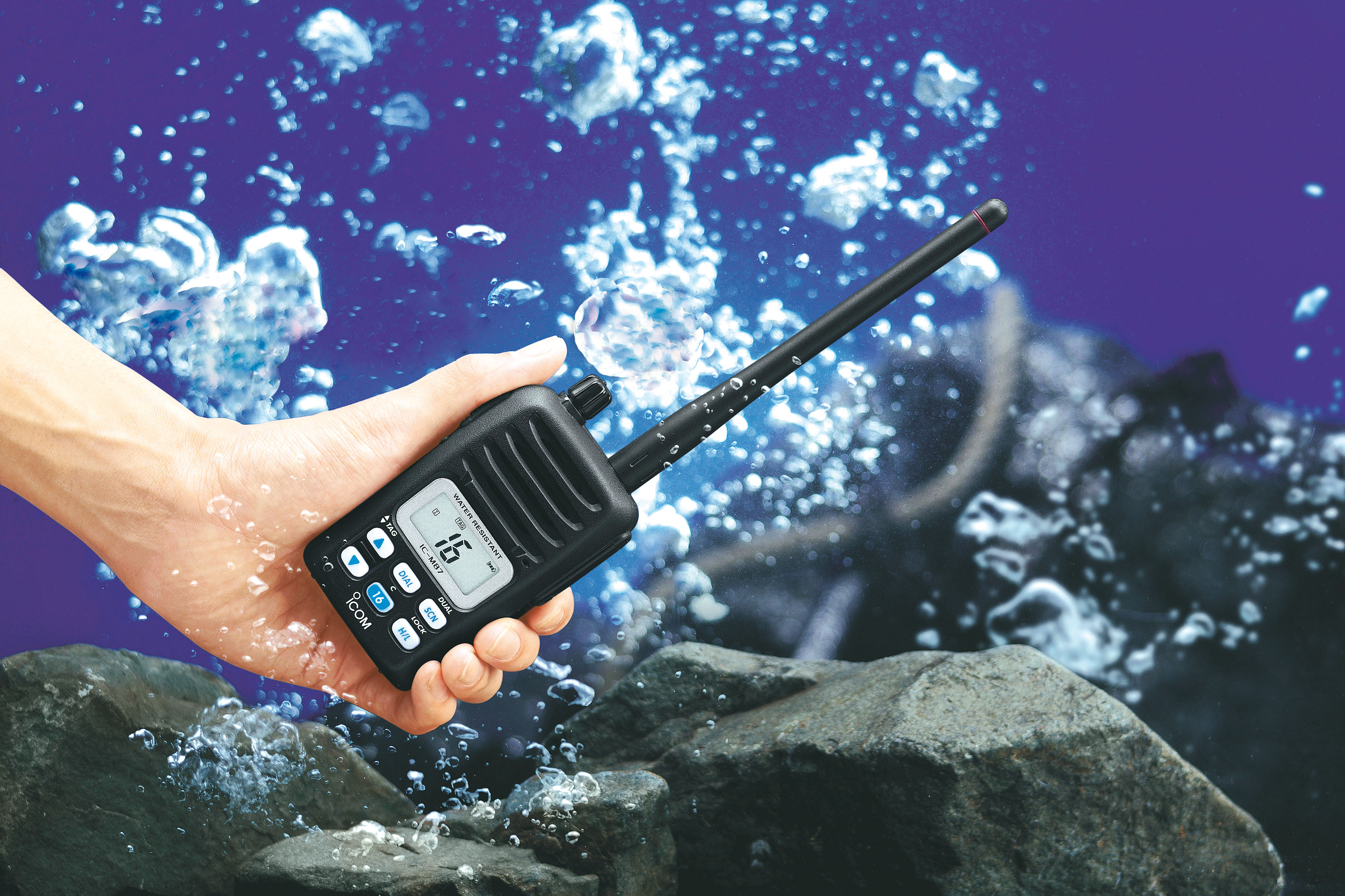 ICOM IC-M87